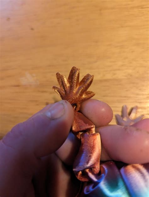 Weird nozzle drags on top and bottom off center? : r/FixMyPrint