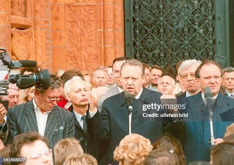 49 Sekret Stock Photos, High-Res Pictures, and Images - Getty Images