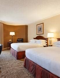 Hilton DFW Lakes: Grapevine Hotel Near DFW Airport