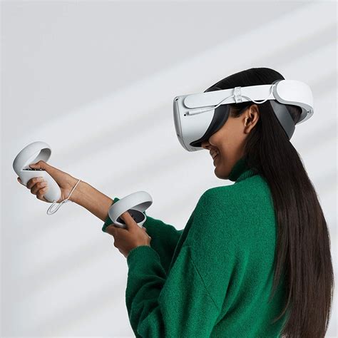 Oculus Quest 2 with official Elite Strap : r/oculus