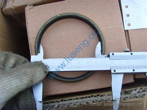 GB/T1171 A1320 210604000017 v belt yto parts – Luseng Co., Ltd