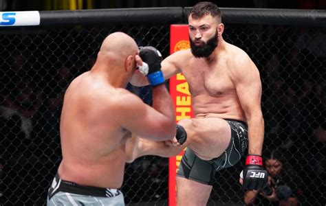 Видео боя Андрей Орловский - Маркус Рожериу де Лима UFC Fight Night 213 ...