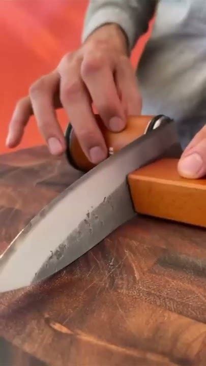World's Sharpest Knife - YouTube