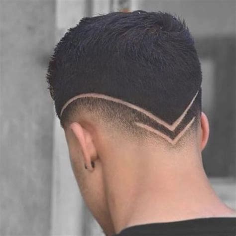 Risco Na Nuca Masculino - Cortes de Cabelo Na Nuca Com Risco De Navalha Masculino | New Old Man ...
