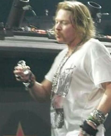 Axl Rose rare | Cute pictures, Axl rose, Funny pictures