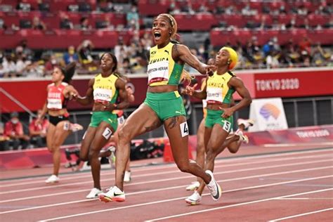 Thompson-Herah runs Olympic record to retain 100m title in Tokyo ...