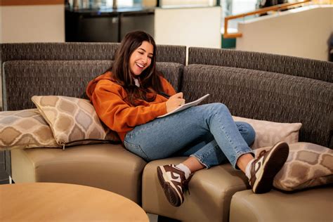 Managing Student Loan Anxiety: Tips from One Student to Another