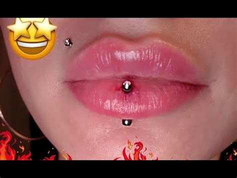 Как мы сделали пирсинг ?Вертикальный лабрет , пирсинг губы. - YouTube