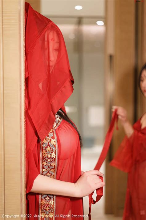 XiuRen秀人网 - Laura阿姣 and Daji_Toxic (妲己_Toxic) - Wedding dress "80