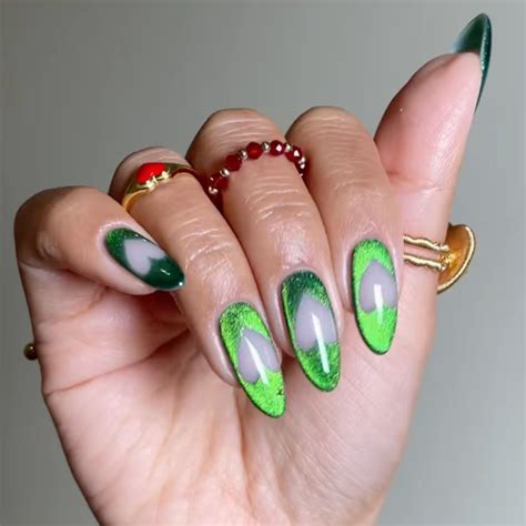 20 Emerald Nail Ideas for an Envy-Inducing May Birthday Mani