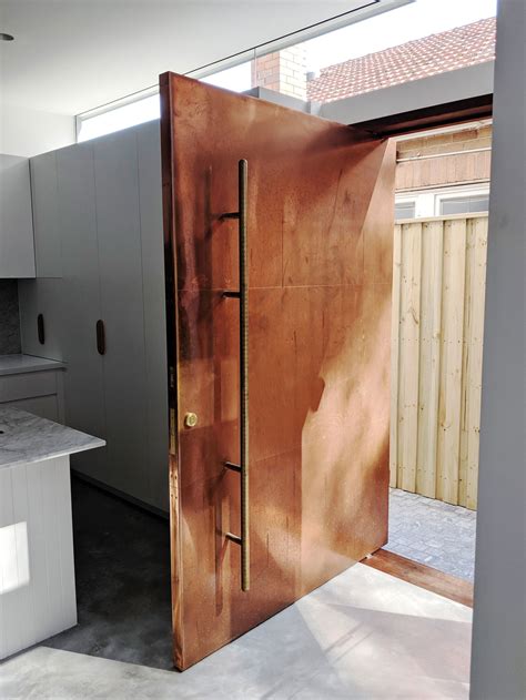 Pivot Door Mechanism at Rufus Gantt blog