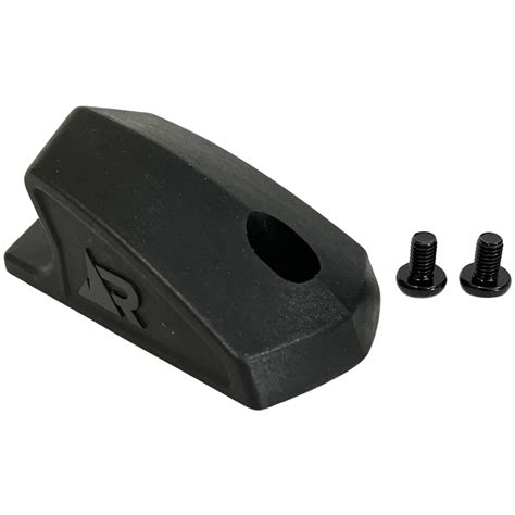 Enthusiasts are buying every available kneeboard from surf shops 3