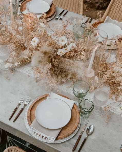 42 Beautiful Dried Flower Wedding Centerpieces - Weddingomania