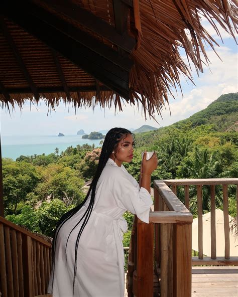 Phi (@phiaslay) • Instagram photos and videos