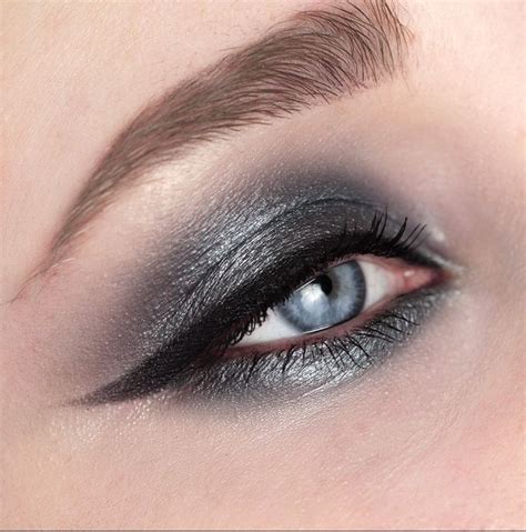 "Important event" Collection, "Full Moon" color | Макияж в серых тонах ...