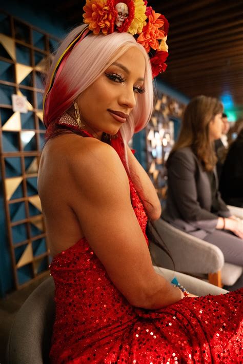 Mercedes Moné