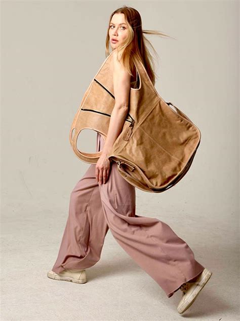 Designer Leather Bags: A Symbol of Luxury and Style || UniUkiyo