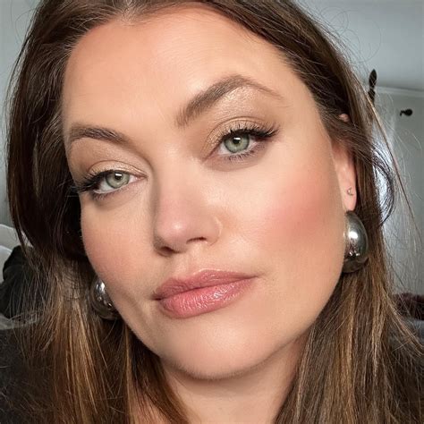 Lashes are the best DIY lash extensions that wont break the bank, but