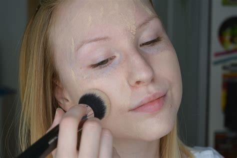 Deborah Milano: Easy 5 Makeup Products Look - Beauty of a Lemon
