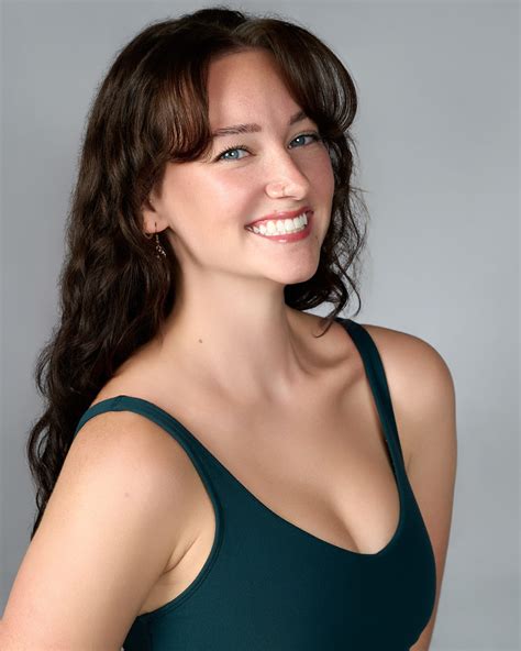 Mia Nolte - Newport Contemporary Ballet