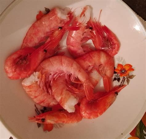 Создать мем "королевские креветки, креветка северная, тигровая креветка ...