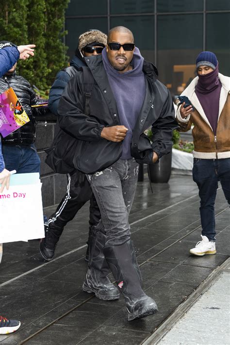 Kanye West complains of 'bad photos' in The Post