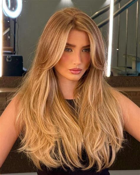 Loiro Dourado Mel E Caramelo - Cortes de cabelo loiro | Luzes loiras, Cabelo mel dourado, Cabelo longo ...