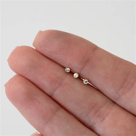 Cute nose stud with a gem in different colors - Perfect for you if you ...