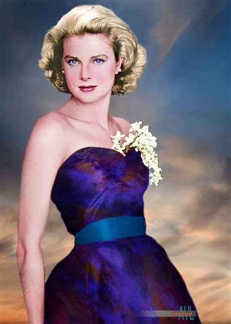 Grace Kelly in a 1955 photo by Howell Conant in 2021 | Princess grace