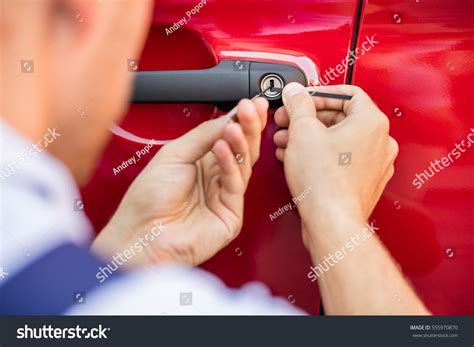 171 Lockpicking Car Images, Stock Photos & Vectors | Shutterstock