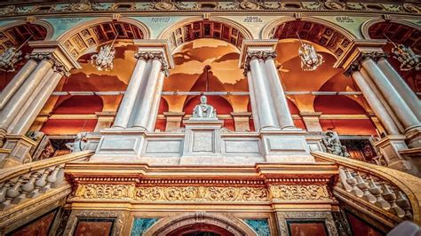 Экскурсии по лучшим парадным, дворцам и особнякам | takeyourtrip.ru