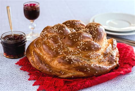 Обои кулич, булка, кунжут, выпечка, джем на рабочий стол