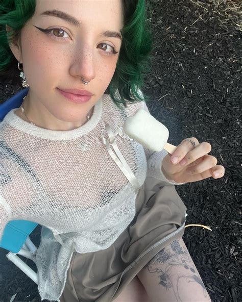 shannon ★彡 aka yeb | 2024. BUHBYE. lots of new friends - lots of