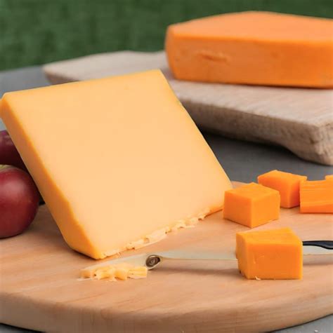 amish sharp cheddar