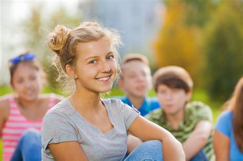 Czy 13 lat to jeszcze dziecko? A może już młodzież? - SOSrodzice.pl