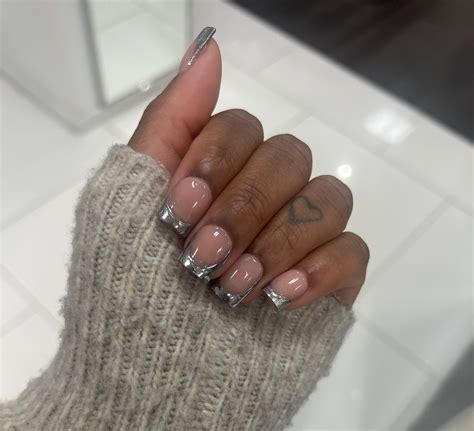 Best 23+ chrome french nails you must try this year