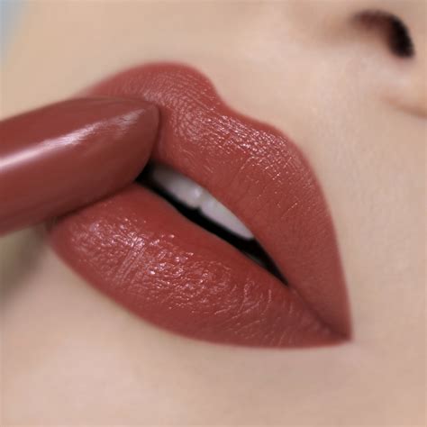 Relouis (Релуи) La Mia Italia Губная помада 16 Trendy Wine Plum ...