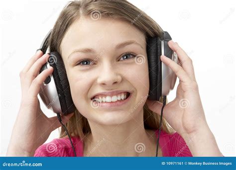 Portrait of Smiling Teenage Girl Stock Image - Image of portrait ...