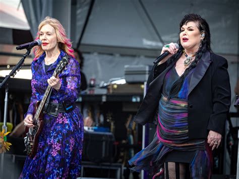 Heart’s Ann Wilson reveals cancer diagnosis, band postpones Royal Flush