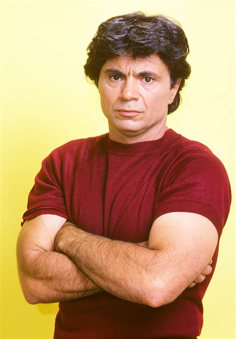 Robert Blake Baretta BARETTA BEYOND THE LAW. (Robert Blake;