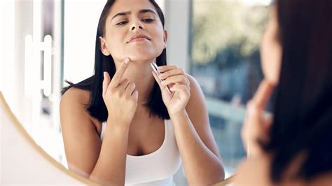 how to prevent hair growth on chin