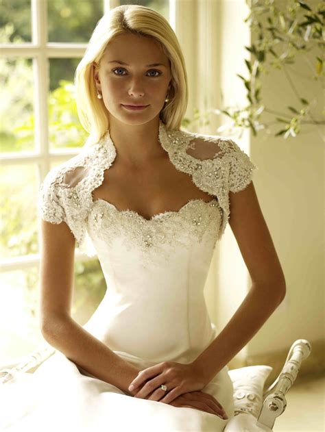 Phillipa Lepley. Venice Rose. Bespoke hand beaded lace corseted gown