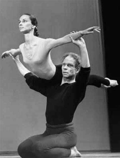 choreographer merce cunningham dies cbc news