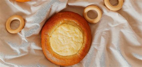 Творожные ватрушки – рецепт домашней выпечки к чаю | FoodOboz