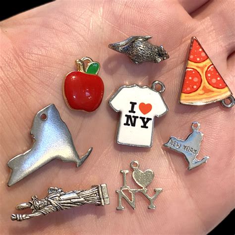 Brooklyn Charm | Build Your Own ~ The New York City Charm Collection