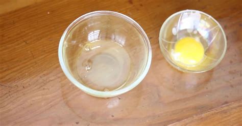 Suffering With Blackheads? Try This Super-Easy DIY Peel-Off Face Mask ...