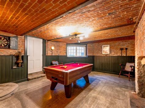 discover   octagonal victorian prison  converted