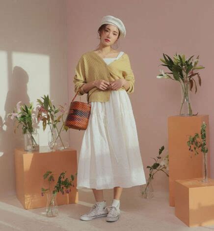 Inspirasi Outfit Cewek Bumi yang Kalem - Hai Gadis