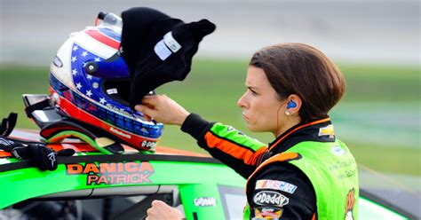 Danica Patrick starts strong, fades late at Kentucky