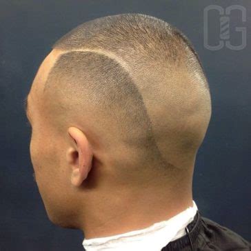 20 variations de Buzz Cuts avec différentes longueurs et détails ...